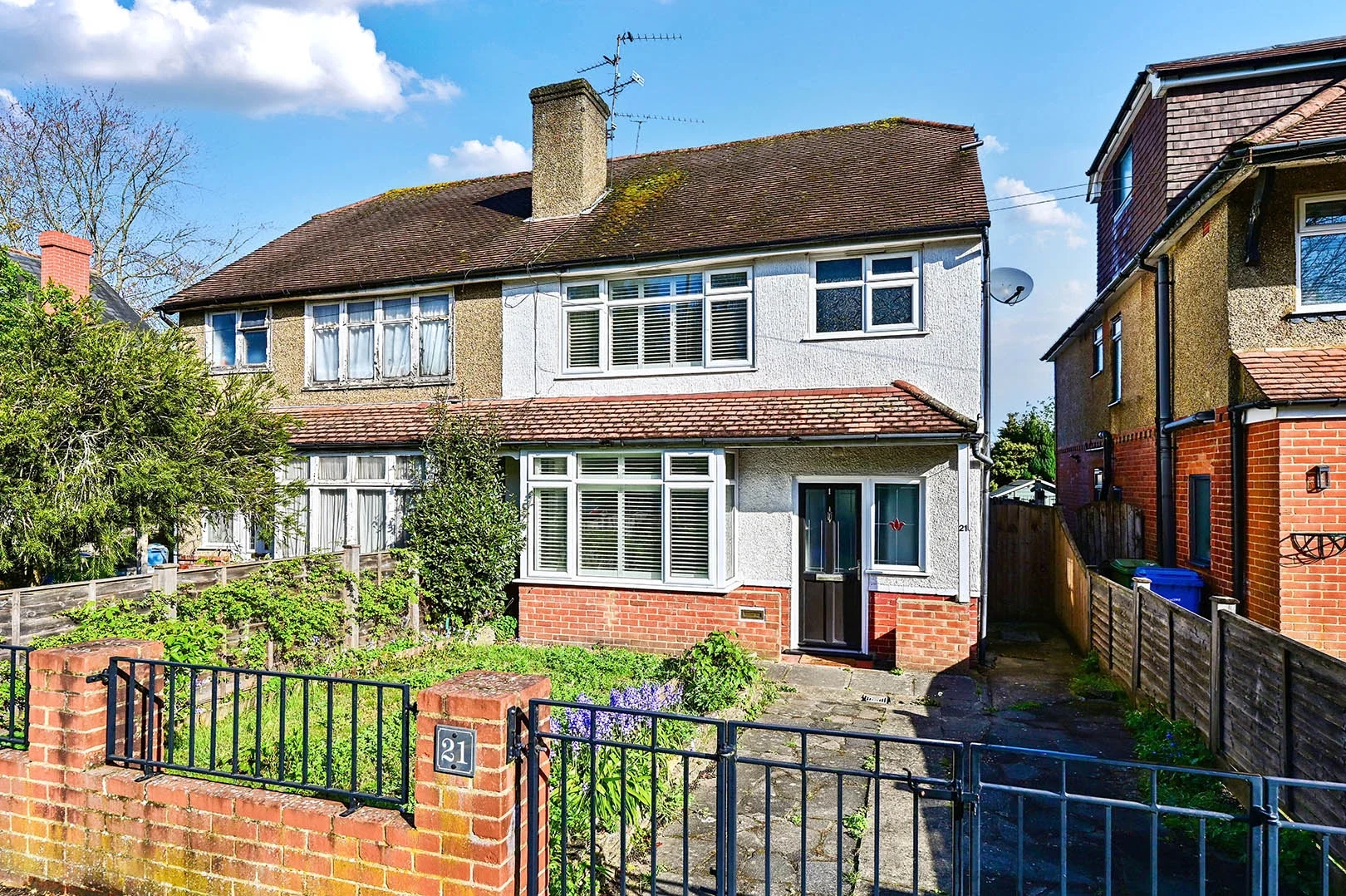 House Lynchford Road in Rushmoor
