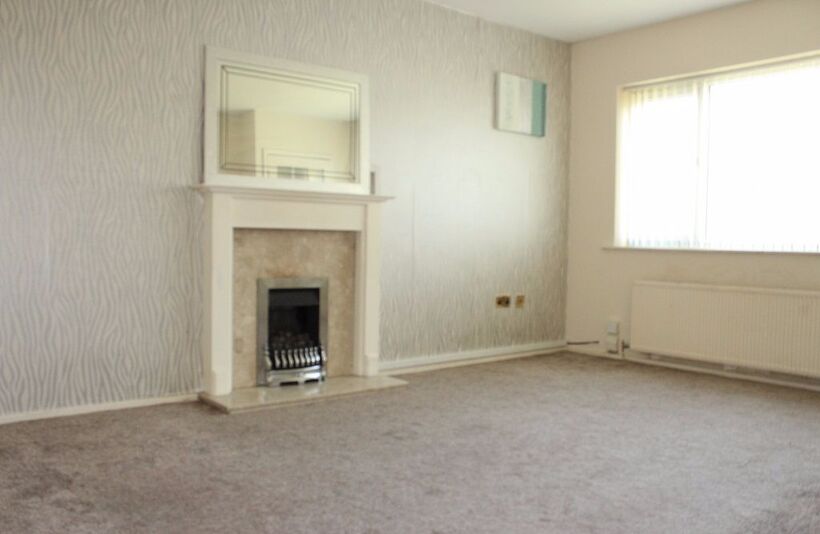 House Thornhill Close in Blackburn