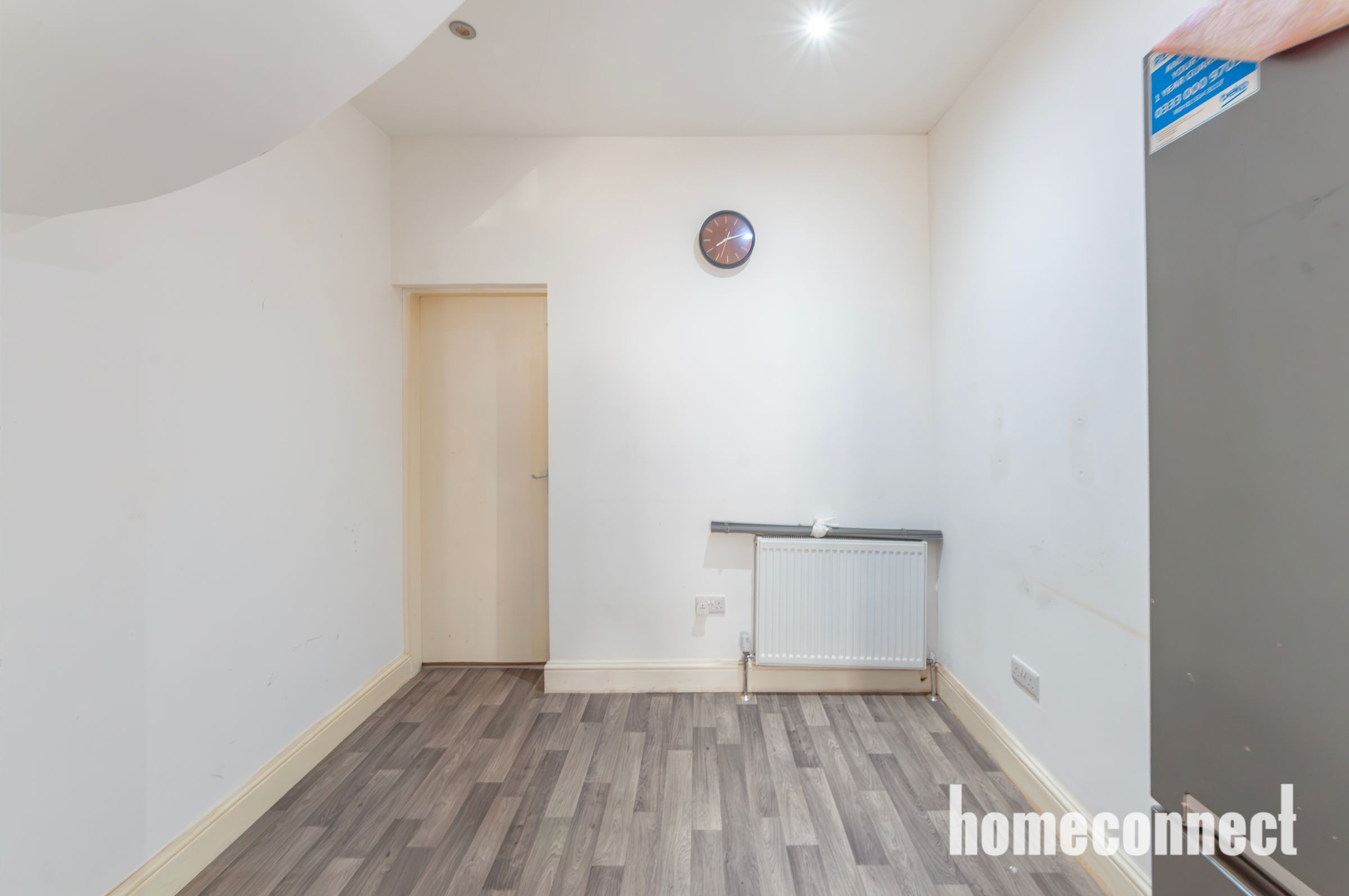 Flat Langdon Road in Greater London