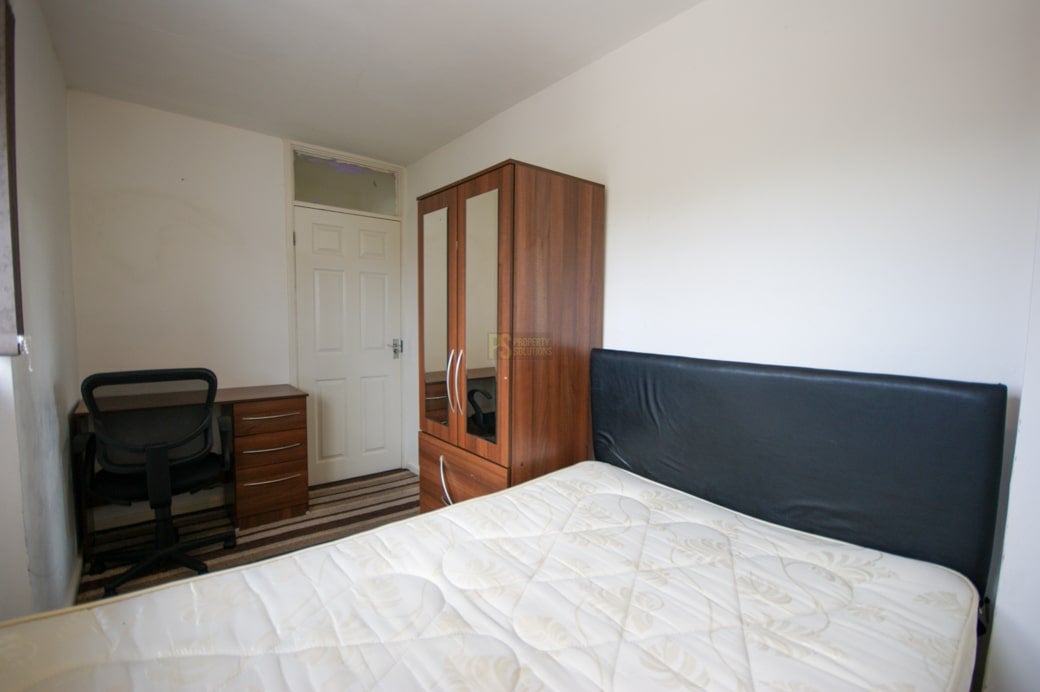 Flat Duddeston Manor Road in Birmingham