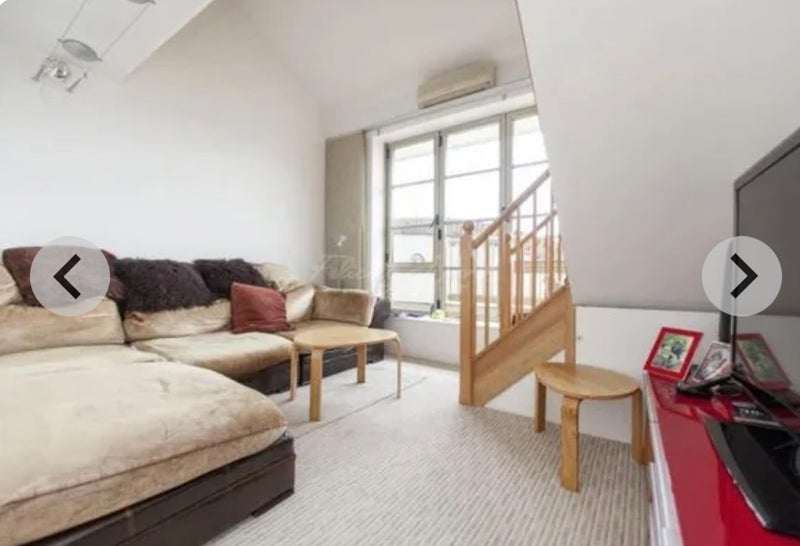 Flat Queen Elizabeth Street in Greater London