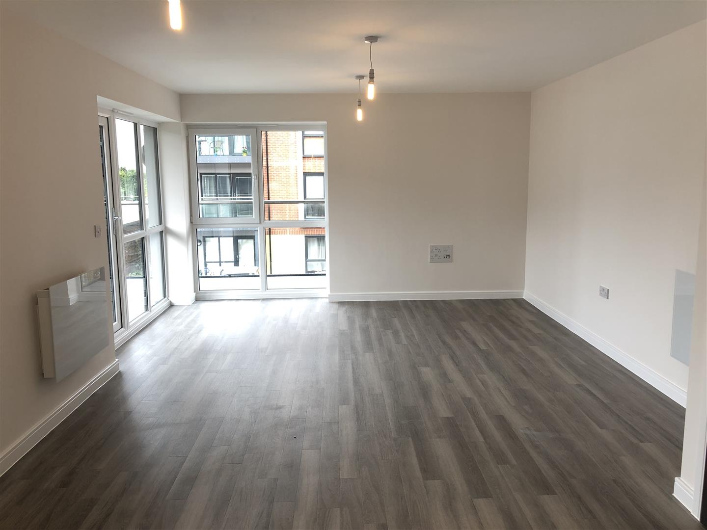 Flat Holmesley Road in Hertsmere