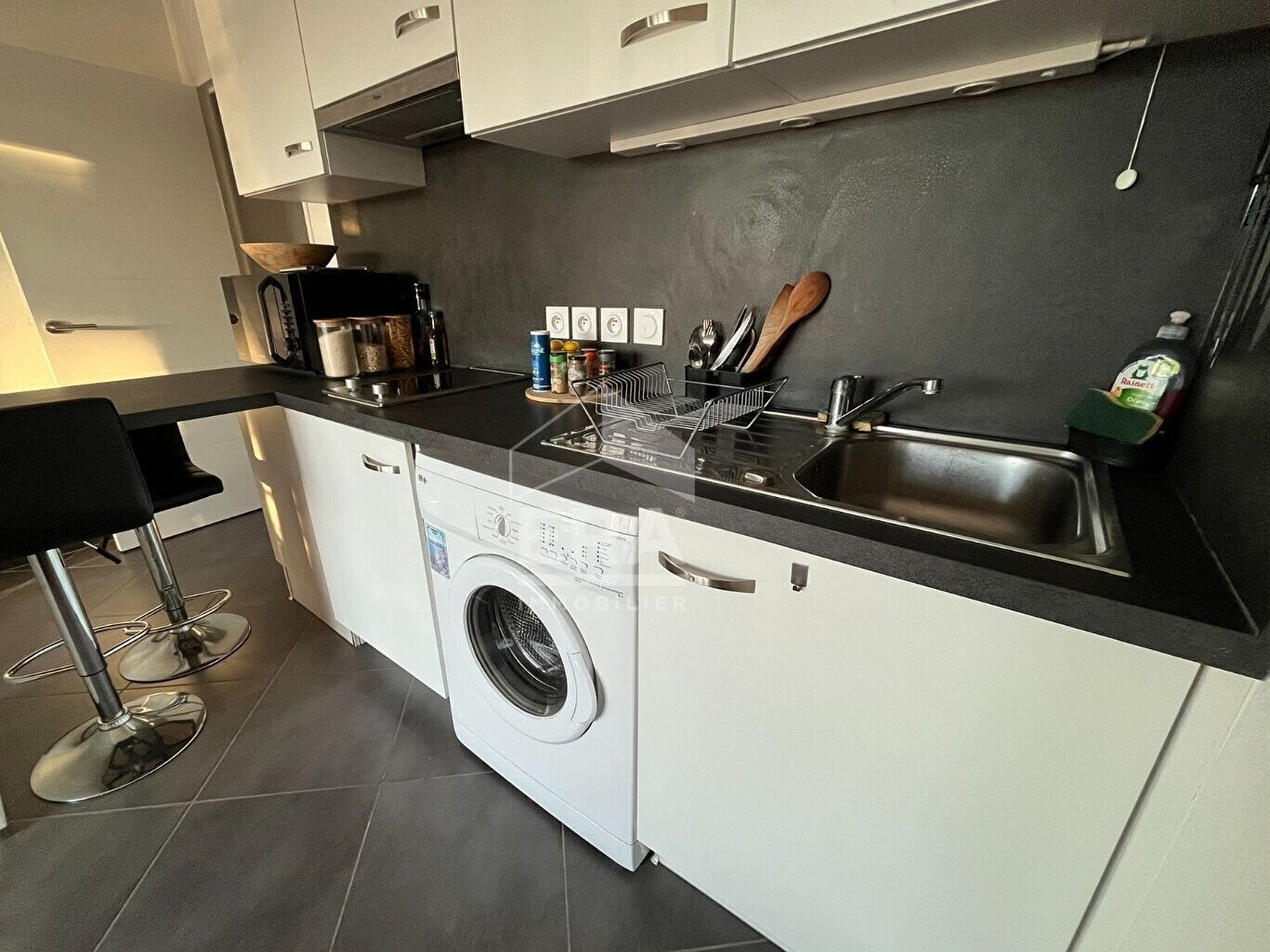 Flat Avenue Sainte-Marguerite in Nice