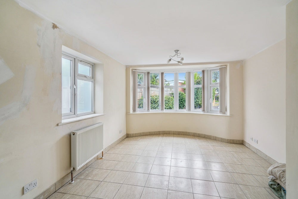 House Roundwood Close in London