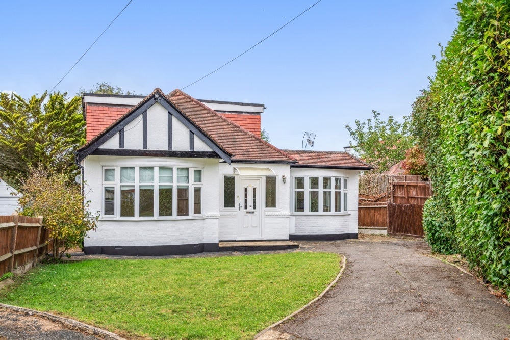 House Roundwood Close in London