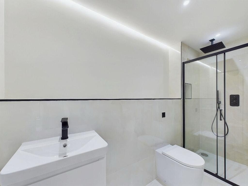 Flat Southill Road in Greater London