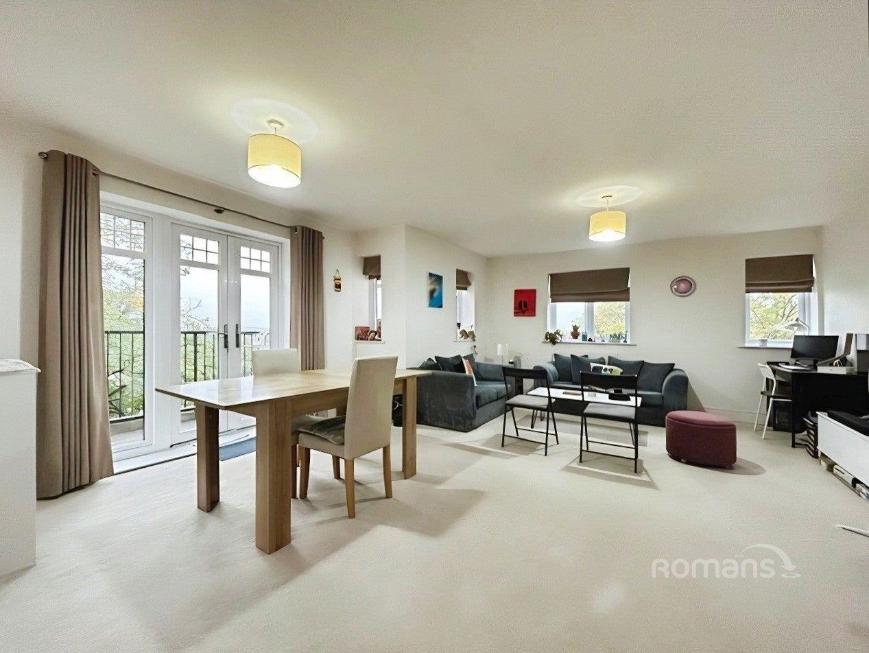 Flat Bhamra Gardens in Maidenhead
