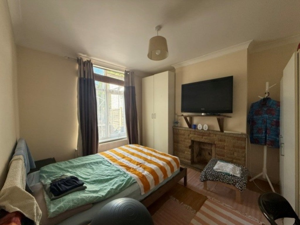 House Francis Road in Greater London