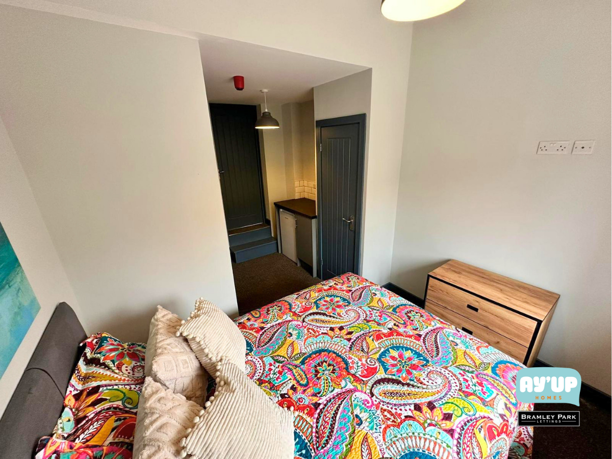 Room Morley Road in Doncaster