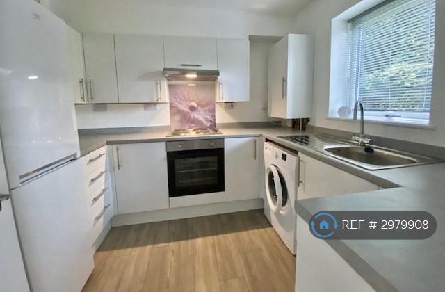 Flat Grosvenor Road in Greater London