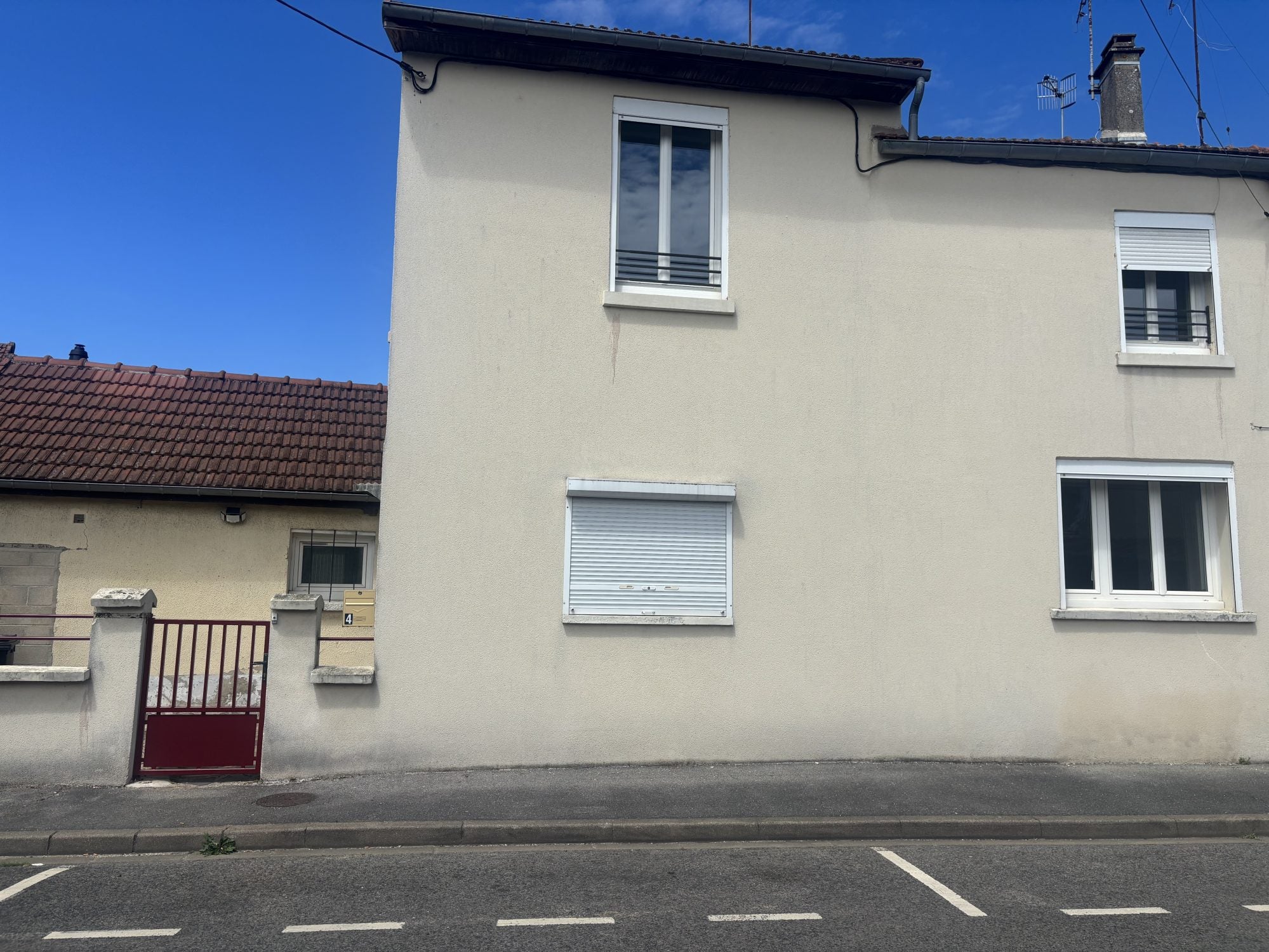House Chemin de l'Oise in Chauny