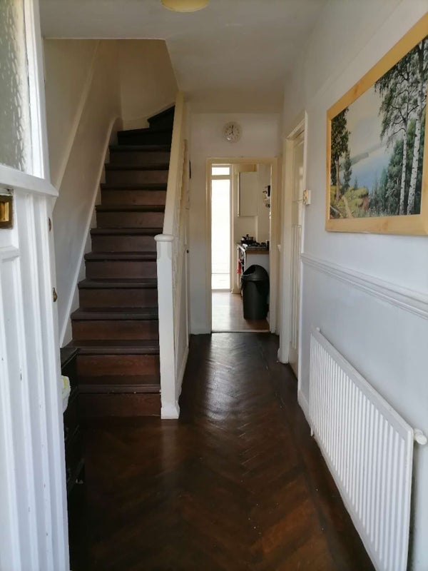 Room Spencer Road in Greater London