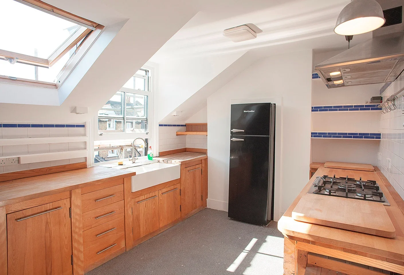 Flat Dafforne Road in Greater London