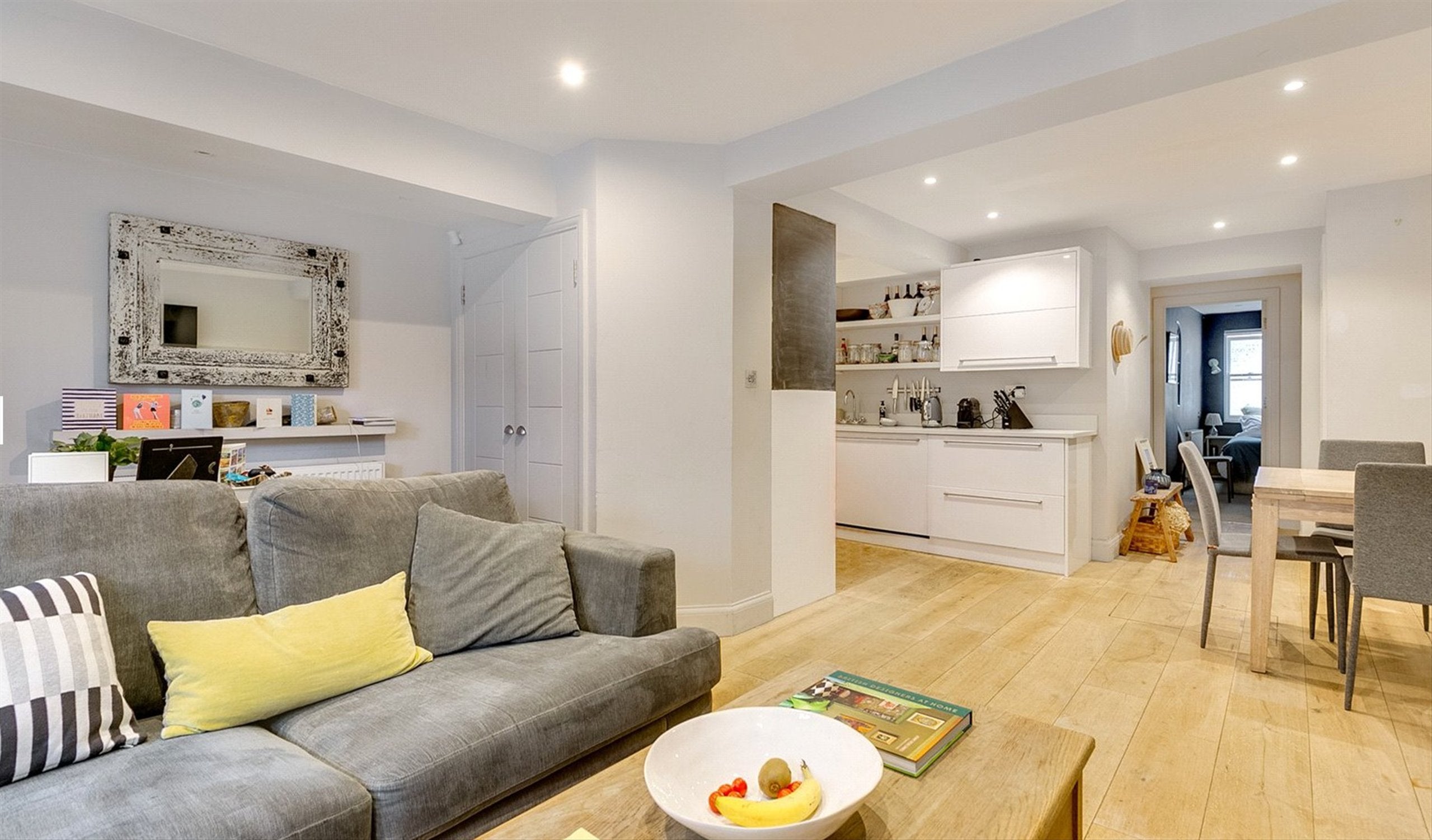Flat New King's Road in Greater London