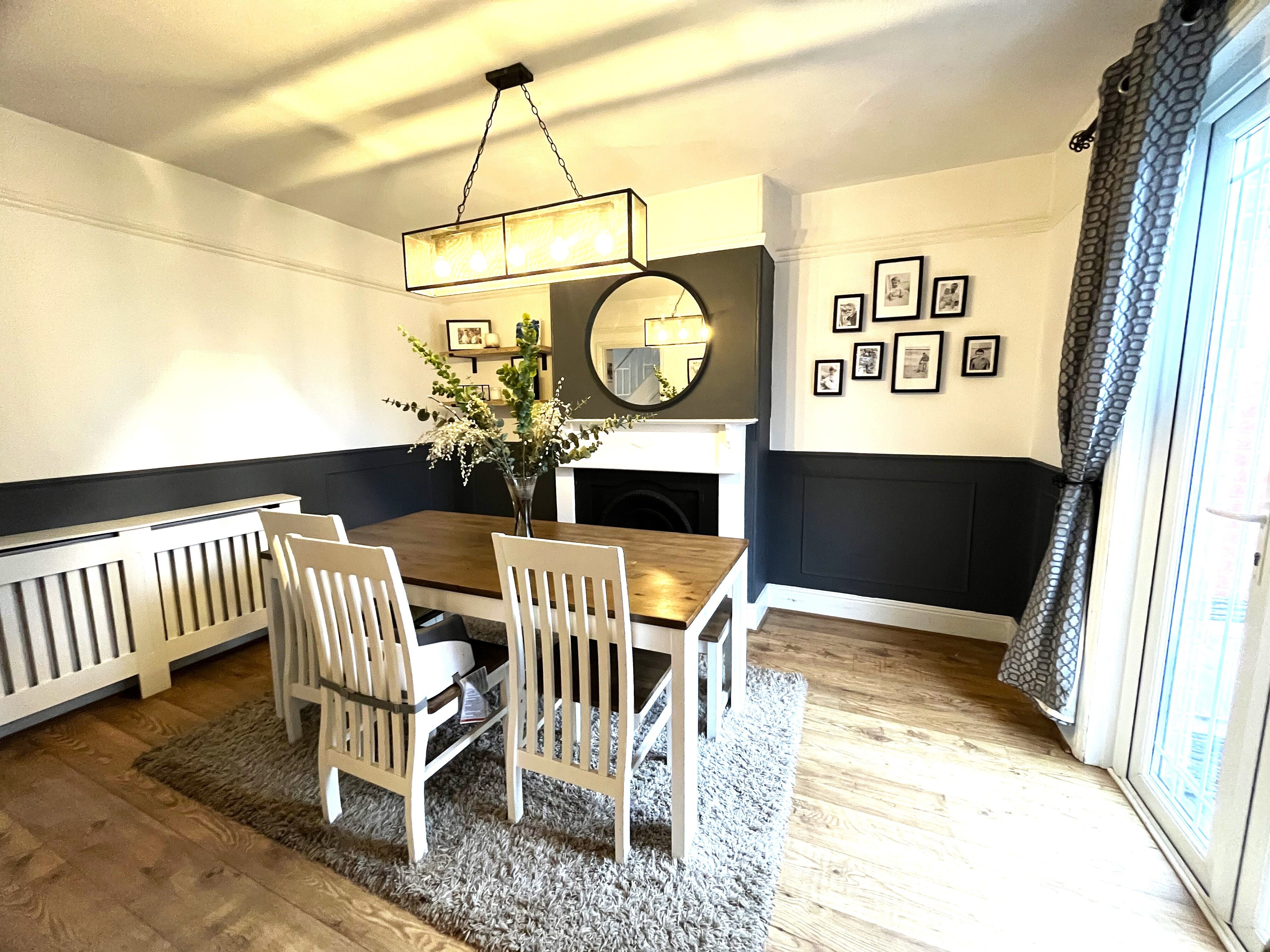 Flat Wardrew Road in Exeter
