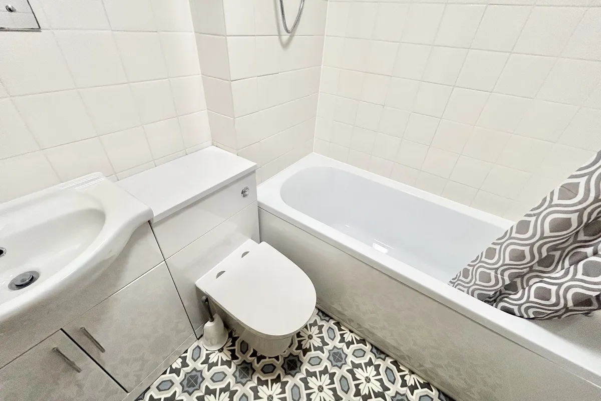 Flat Celia Close in Waterlooville