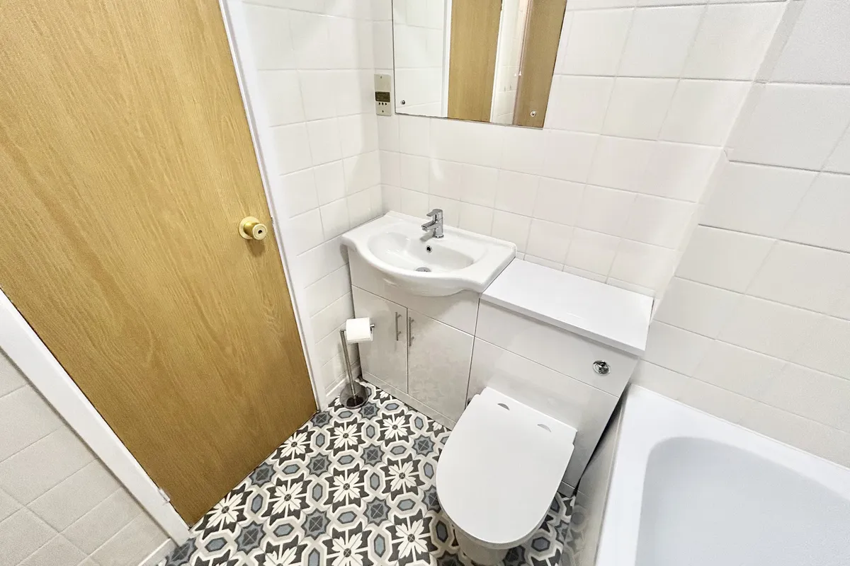 Flat Celia Close in Waterlooville