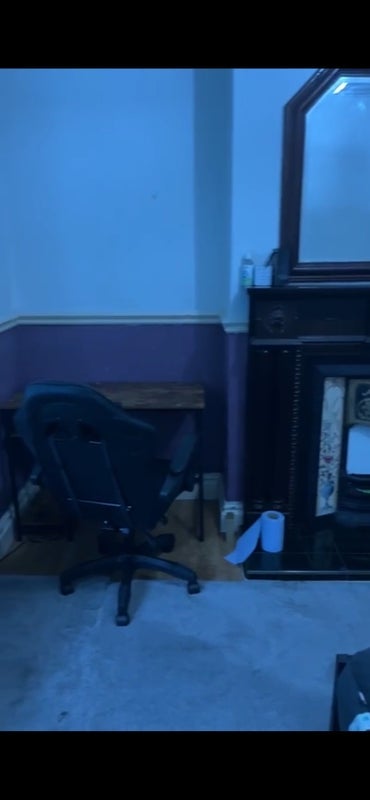 Room Oldham Road in Tameside