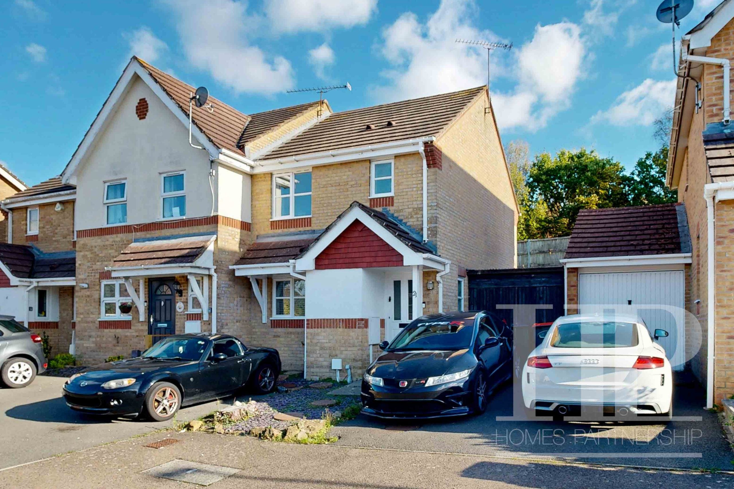 House Boleyn Close in Crawley