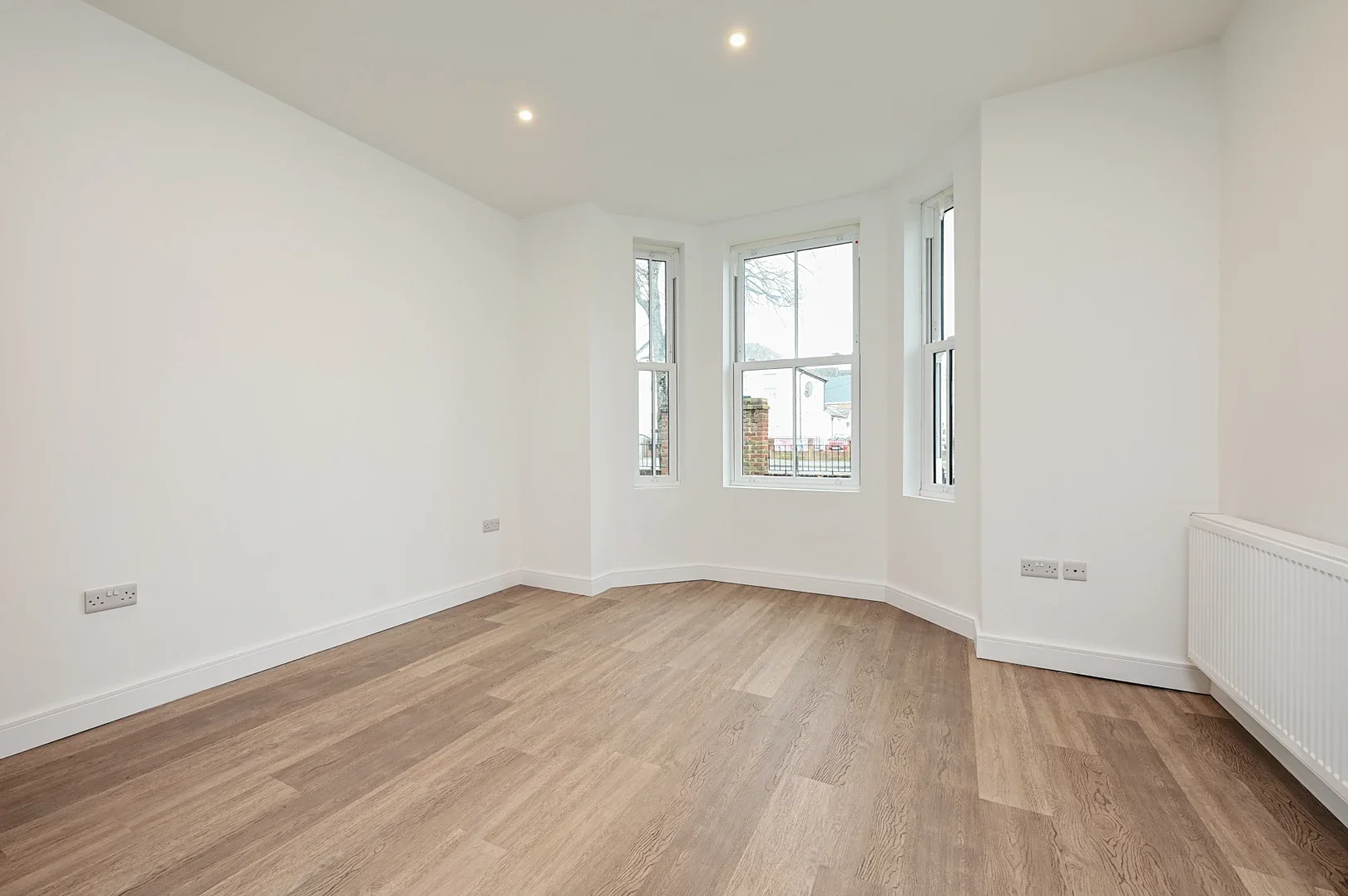 Flat Alexandra Road in Rushmoor