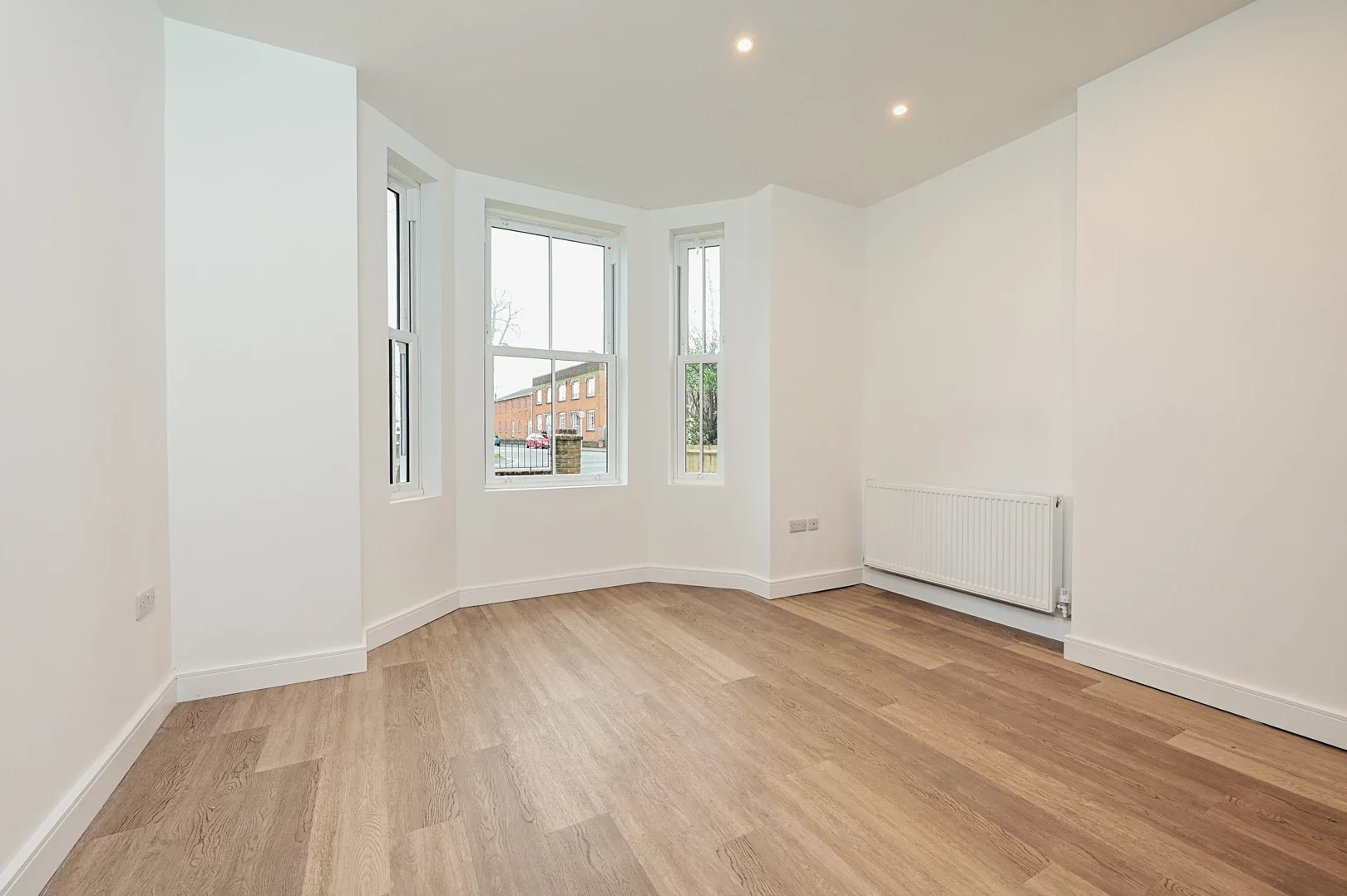 Flat Alexandra Road in Rushmoor