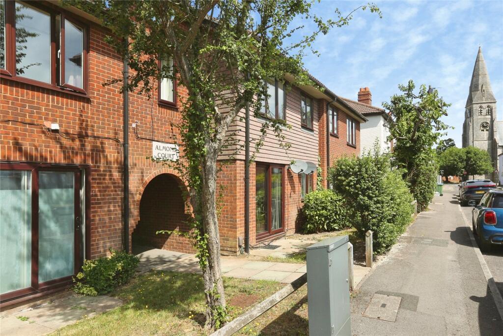 Flat Almond Road in Southampton