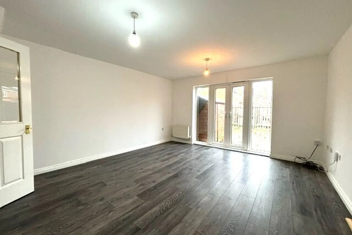 House Reeves Way in Doncaster