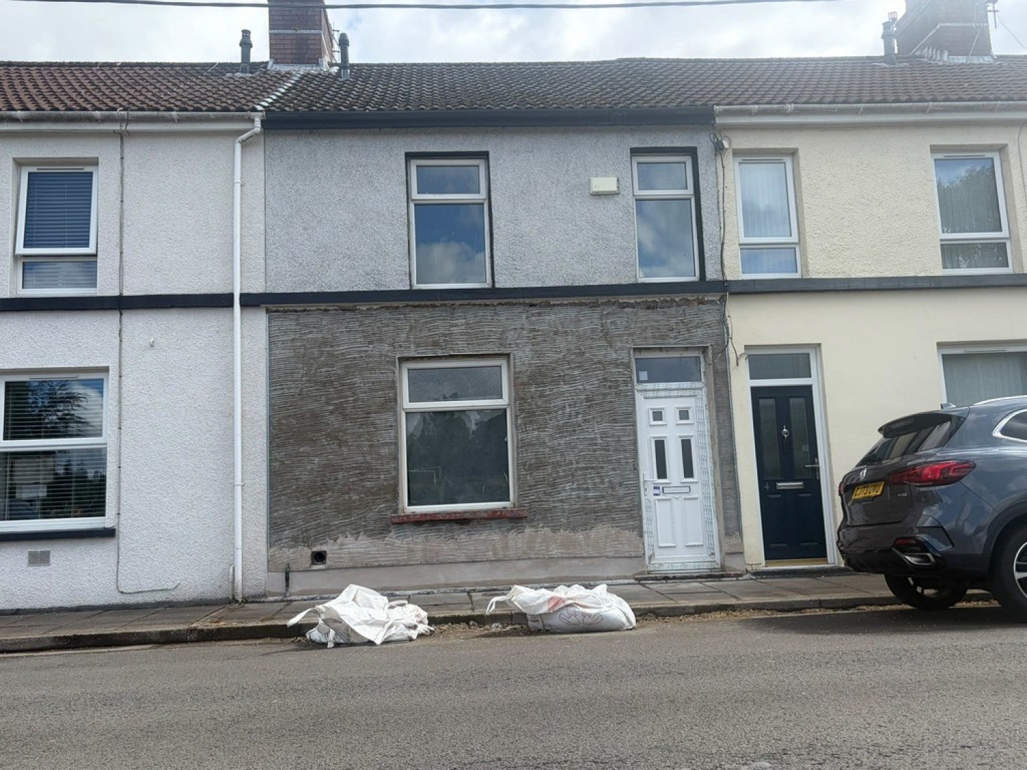 House Merthyr Road in Pentrebach