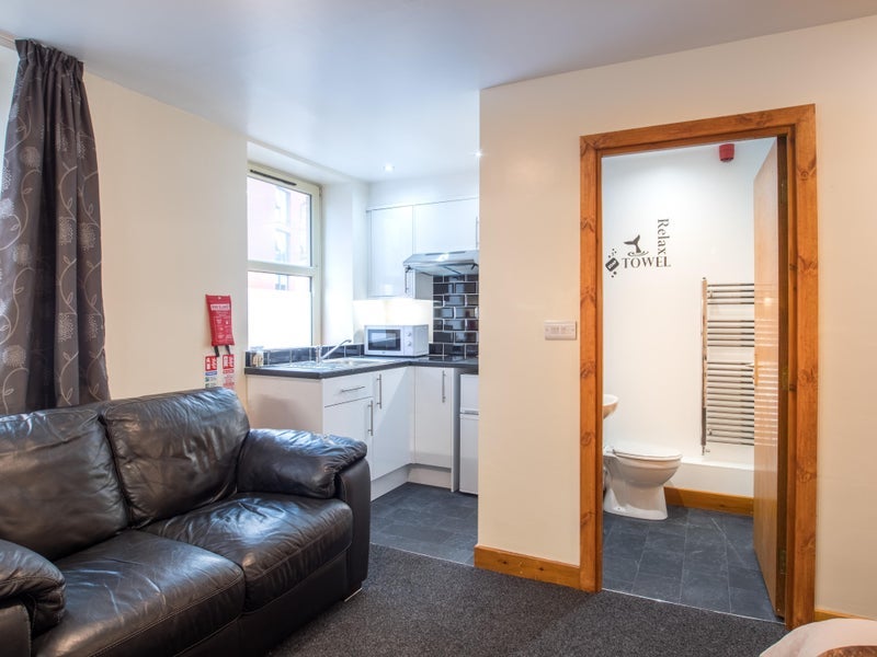 Flat Adelphi Street in Preston