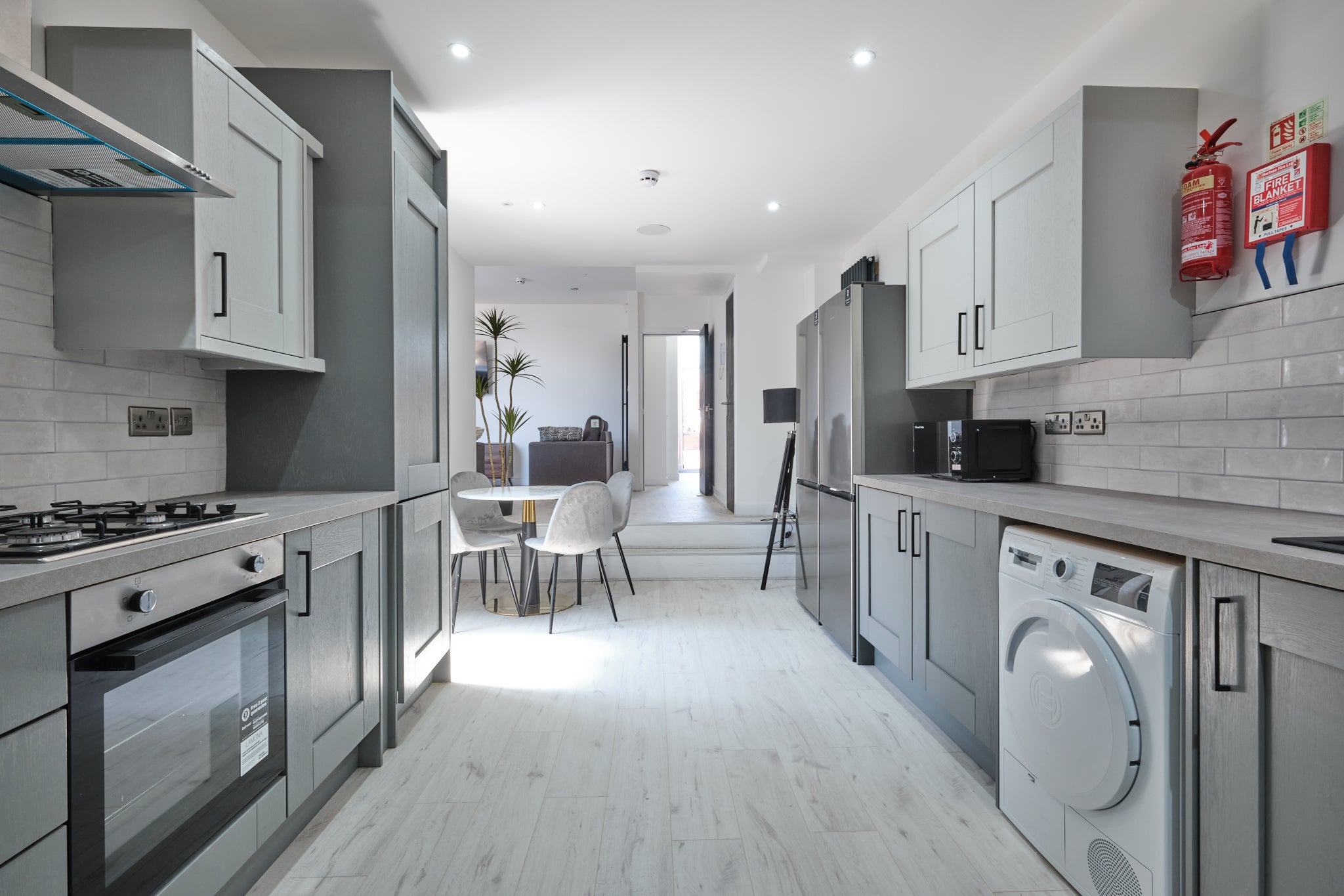 Room Kemble Street in Uplands