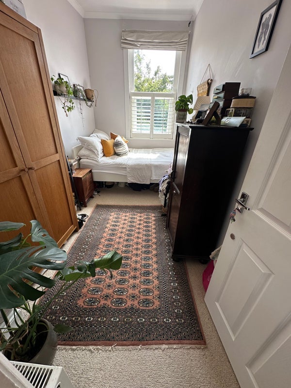 Room Brooke Road in Greater London
