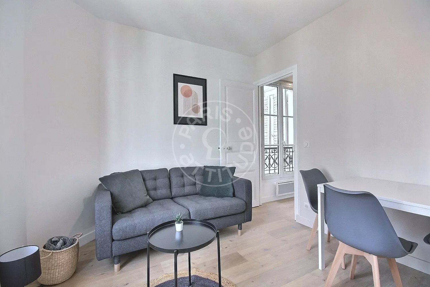 Appartement Rue du Moulin Vert à Paris