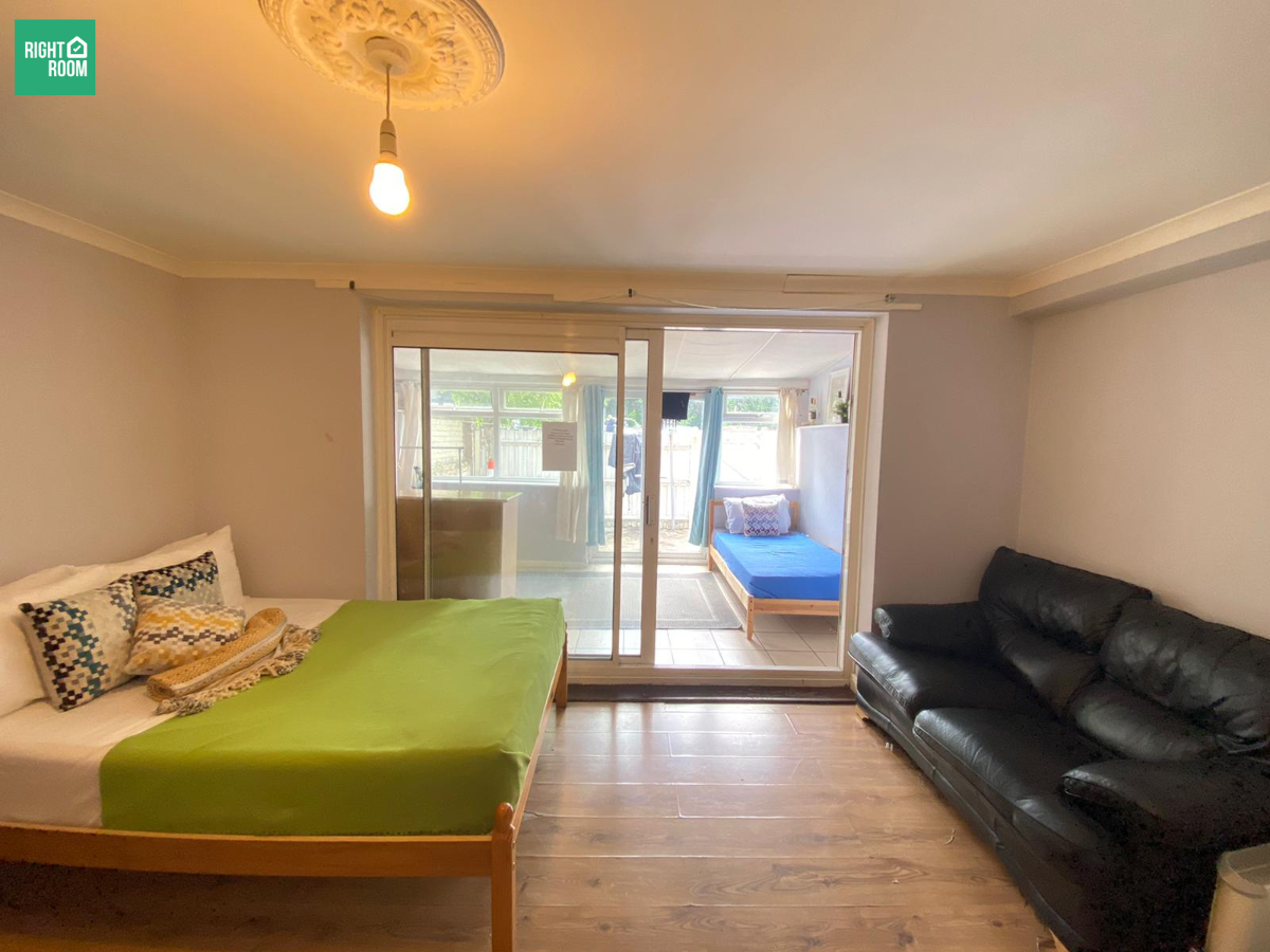 Room Goodinge Close in Greater London