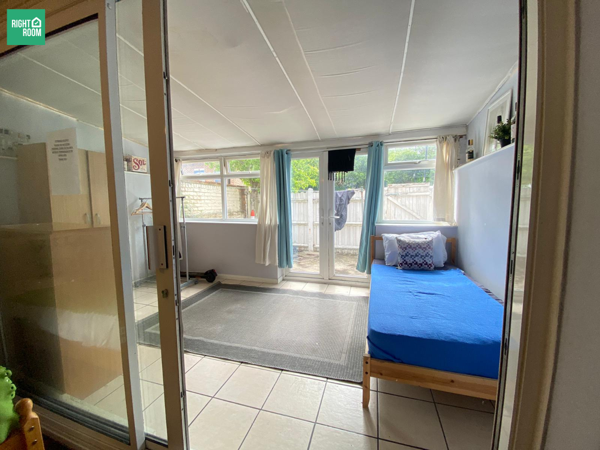 Room Goodinge Close in Greater London