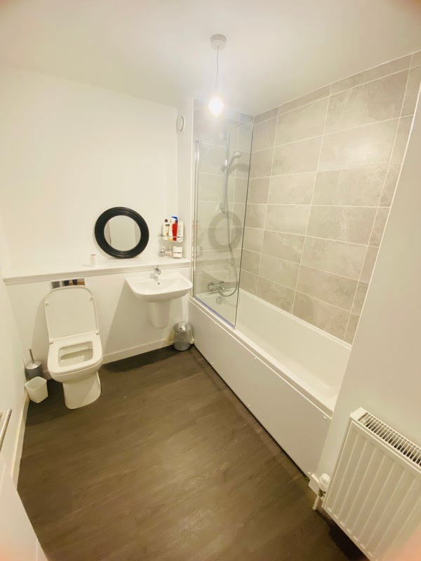Room Muirhouse Green in City of Edinburgh