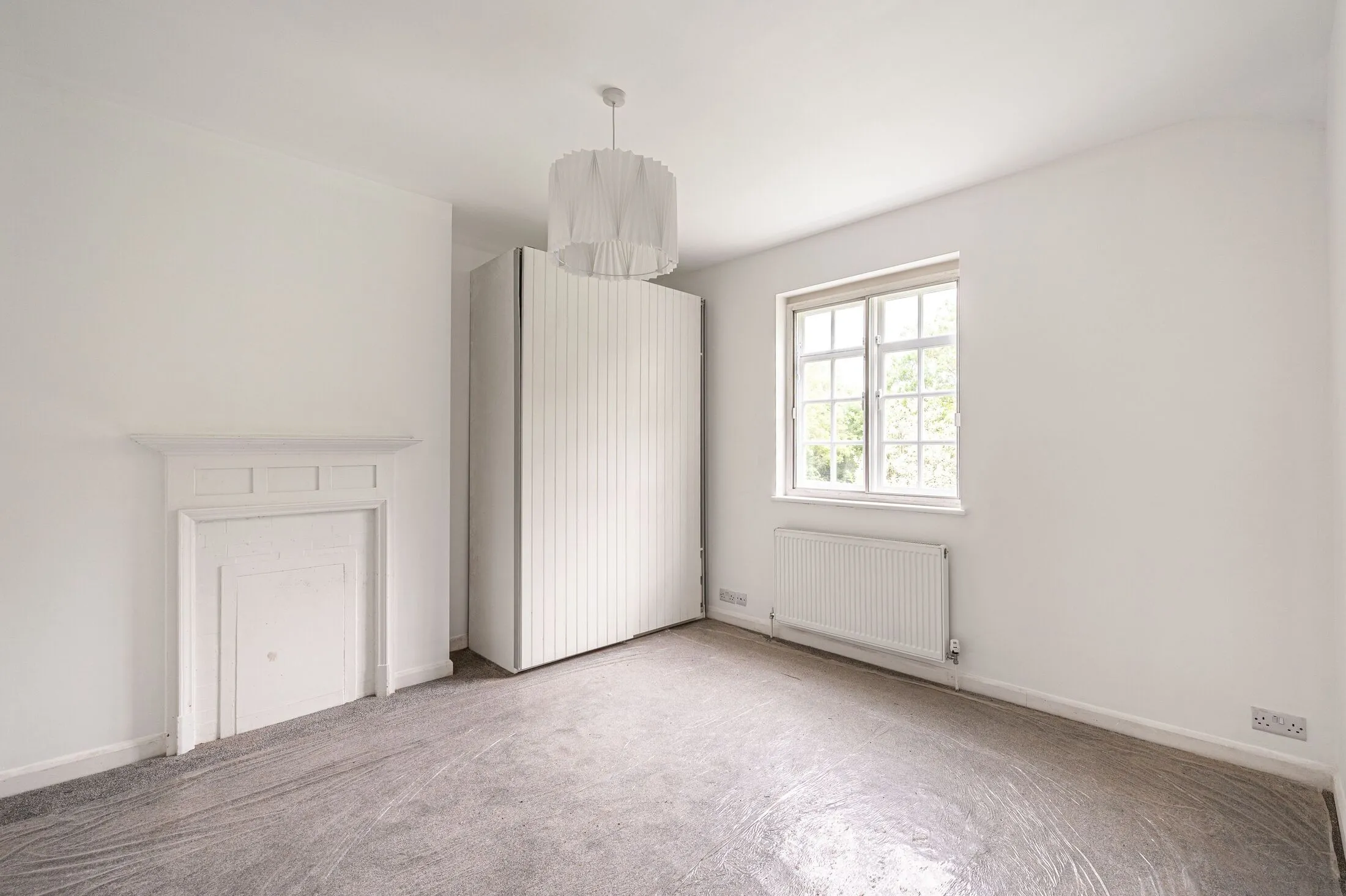 House Denman Drive North in Greater London