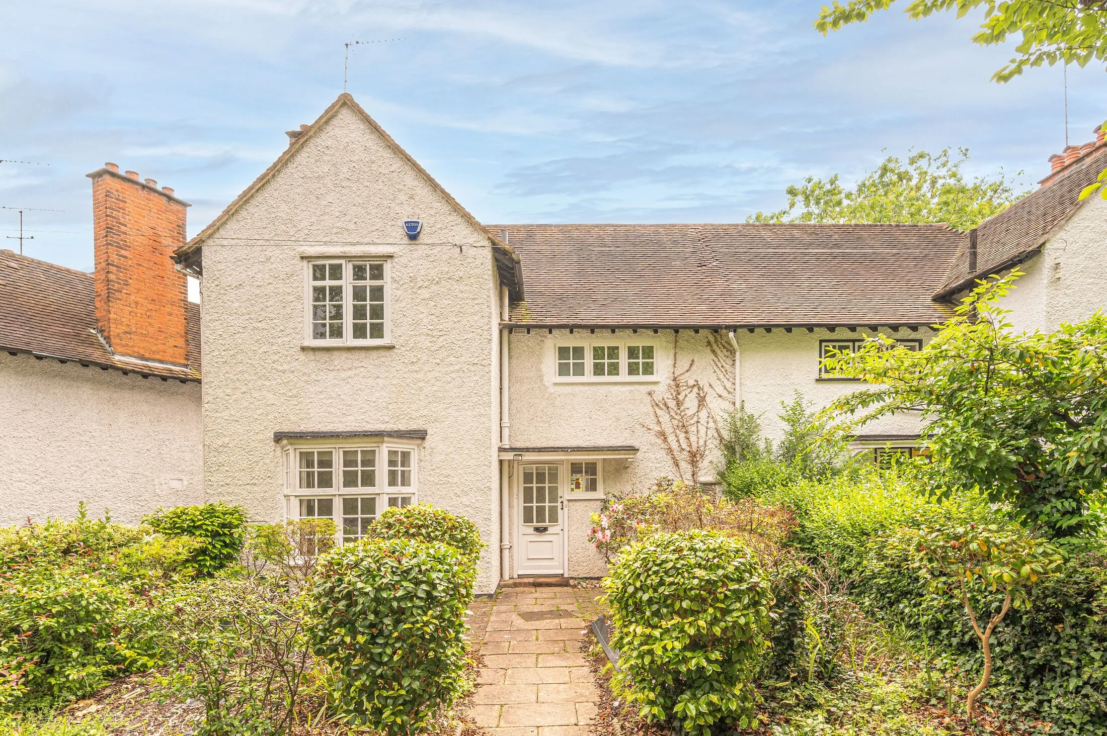 House Denman Drive North in Greater London