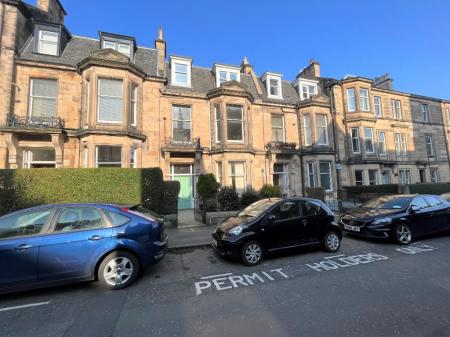 Flat Westhall Gardens in City of Edinburgh