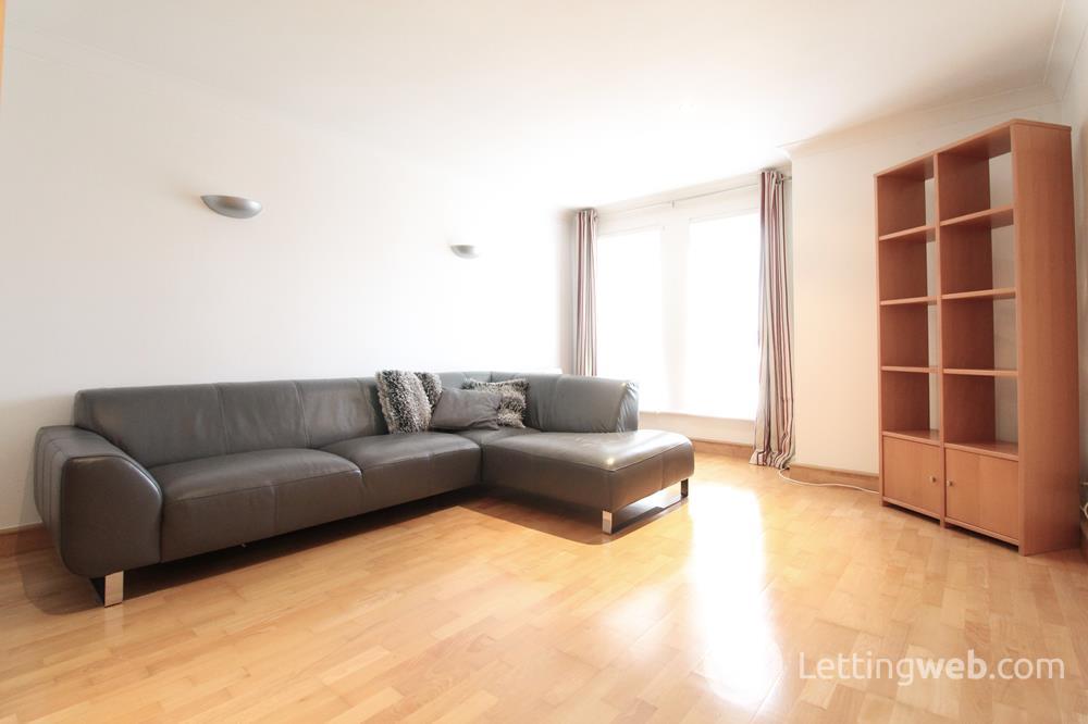 Flat Cuparstone Row in Aberdeen