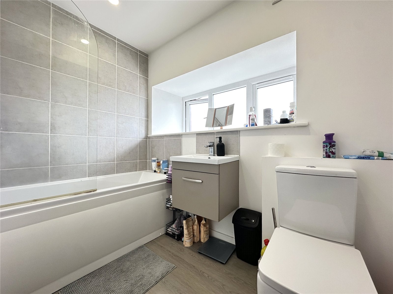 Flat Burley Place in Leeds