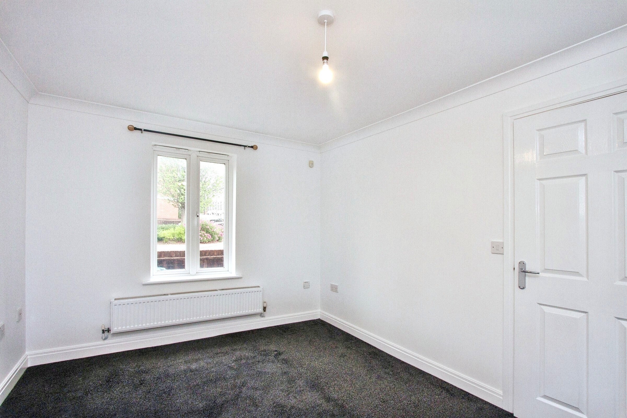 House Trubshaw Close in Bristol