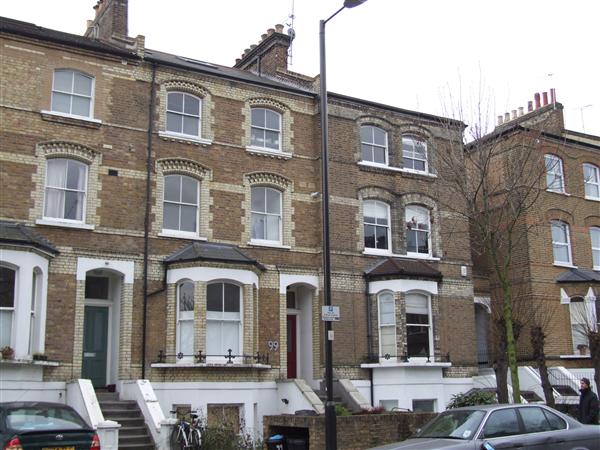 Flat Tufnell Park Road in Greater London