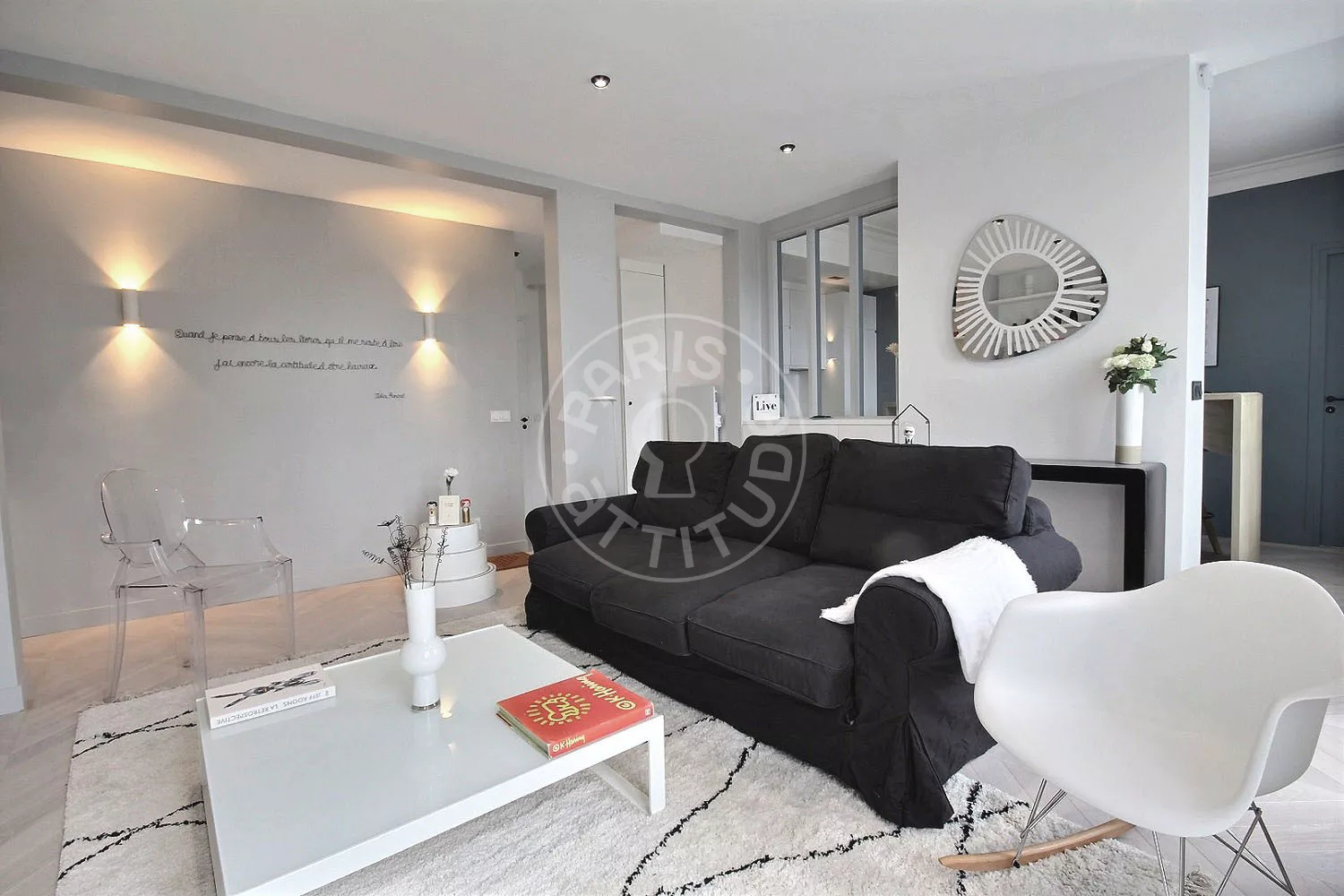 Appartement Rue Rochebrune à Paris