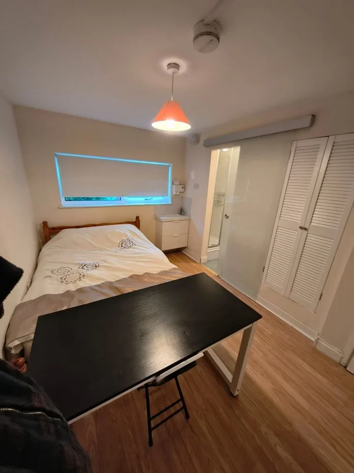 Room Nuns Way in Cambridge