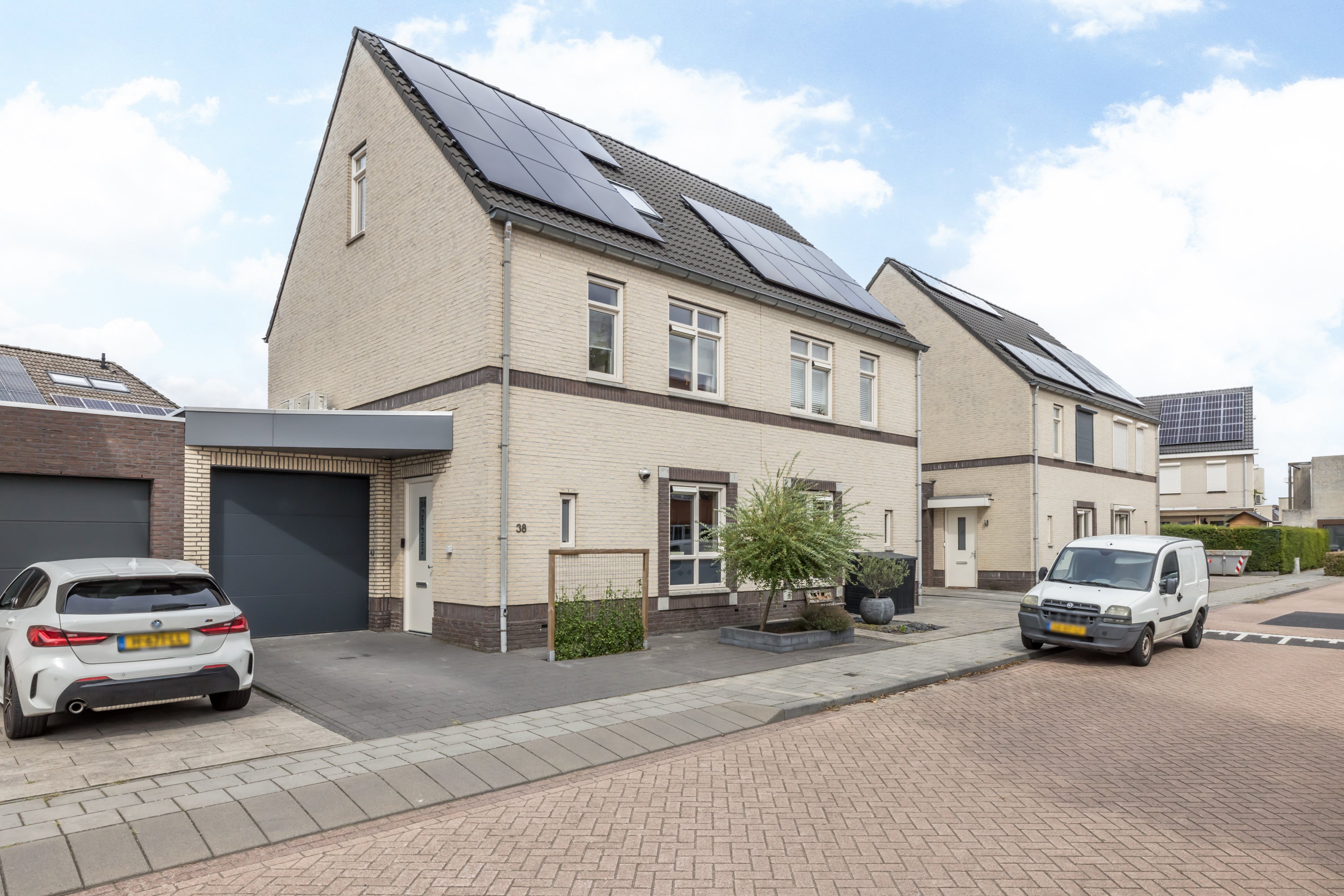 Huis Dienst 38 in Brunssum