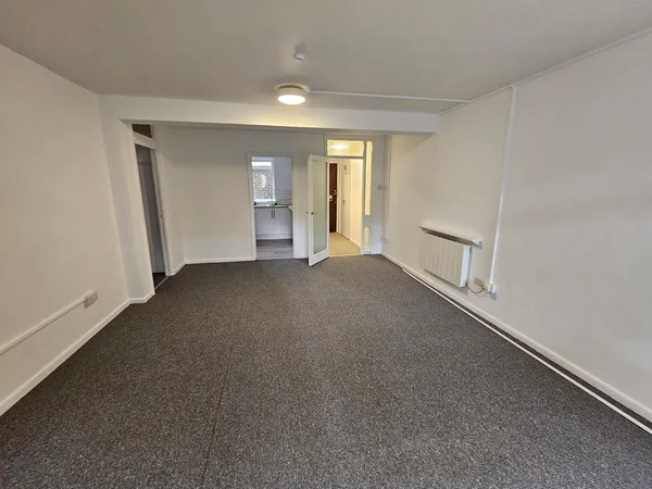Flat Stanford Drive in Maidstone