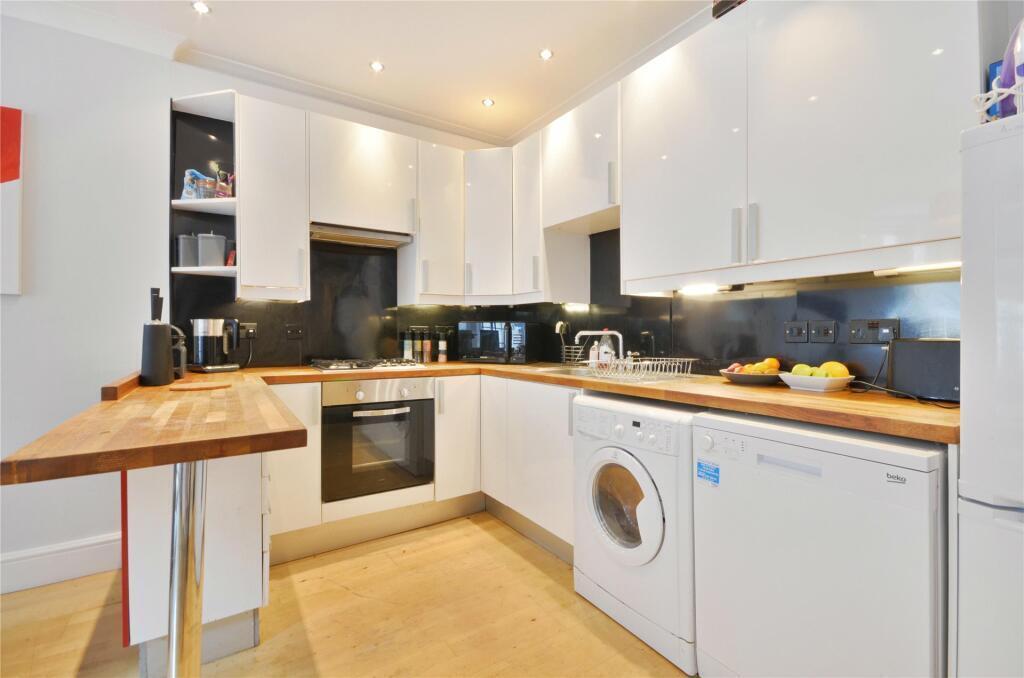 Flat Fordwych Road in Greater London