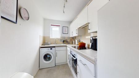 Flat Gladepoint in Mid Sussex