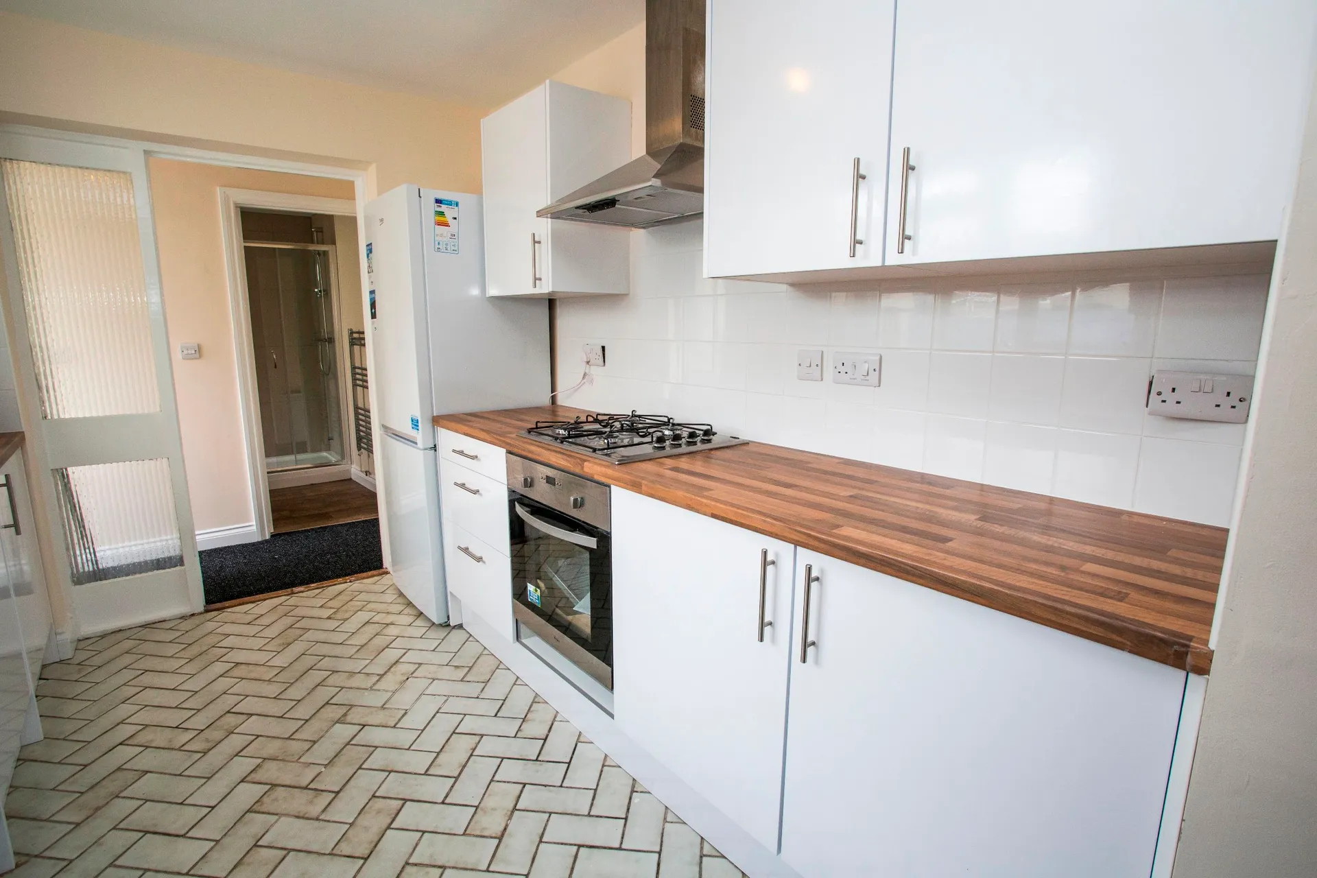 Room Locking Road in Weston-super-Mare