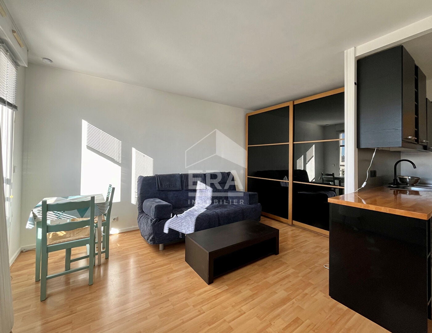 Flat Rue Paul Vaillant-Couturier in Levallois-Perret
